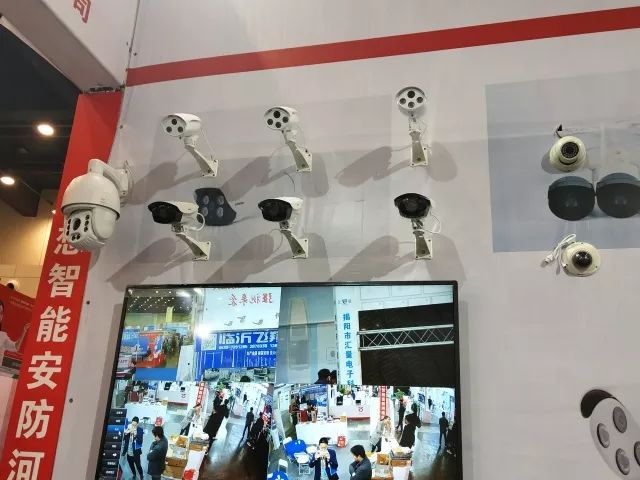郑州安防展:海康威视
